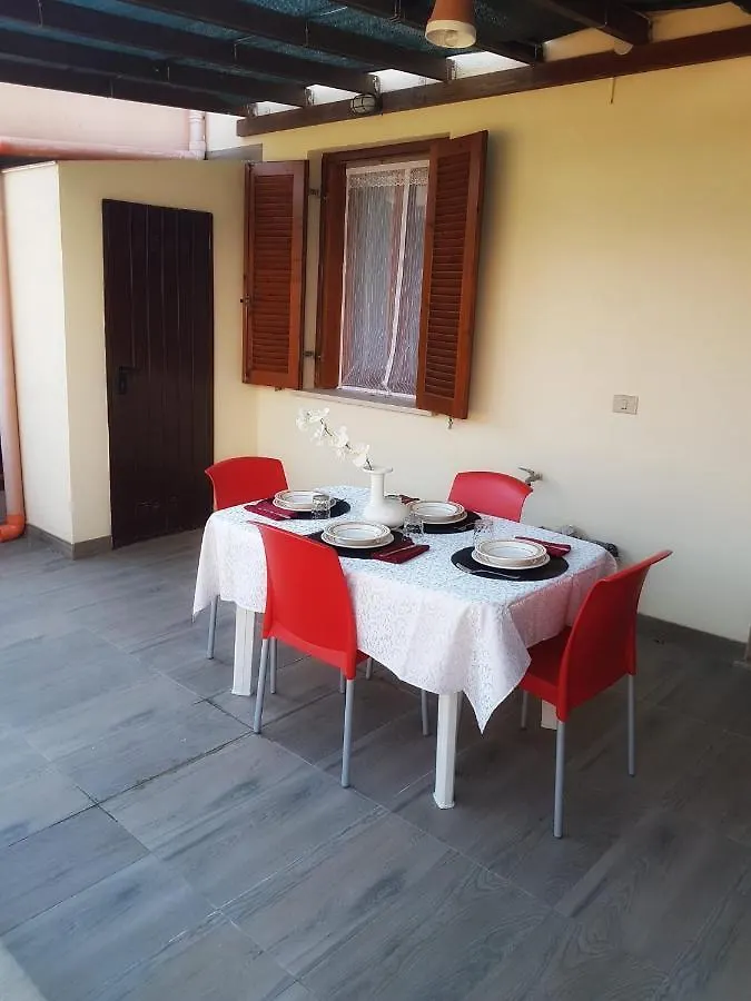 Residenza Grecale Villetta Con Veranda Vicino Al Paese ستينتينو 0*,  إيطاليا
